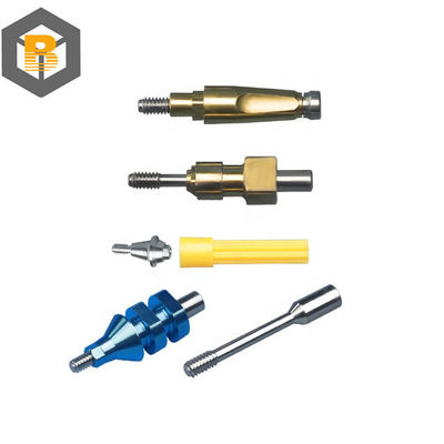 Kit universale per impianti dentali con abutment personalizzato
