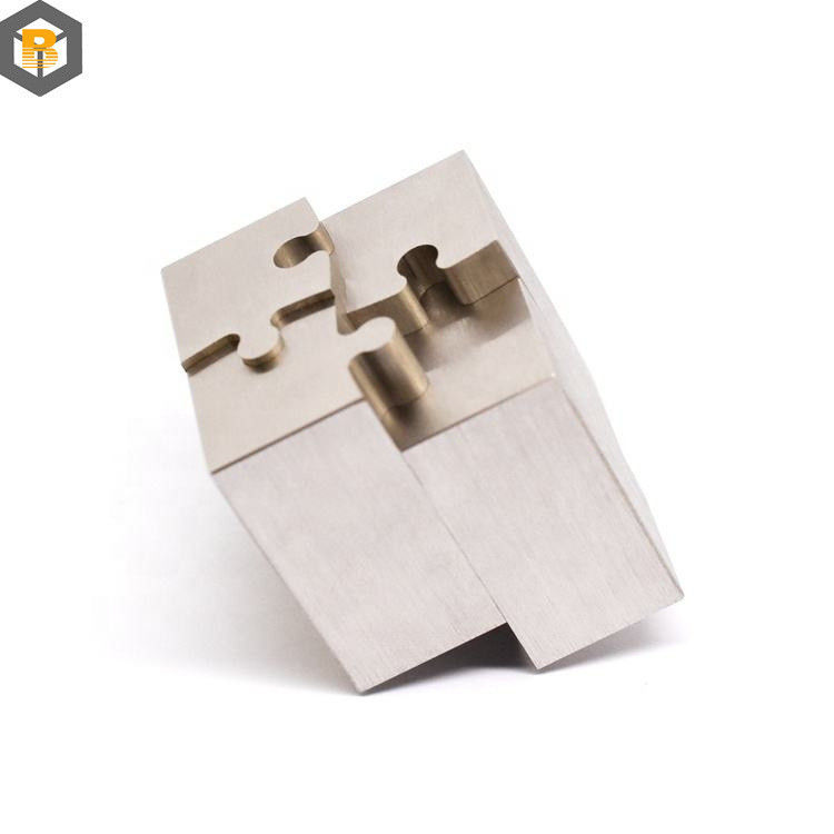 Custom 2D/3D/Drawing Fresatura CNC Puzzle Shape Pezzo di ricambio in acciaio inossidabile per macchine per la forgiatura dei metalli